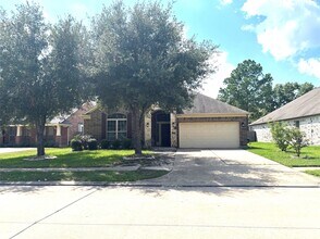 Building Photo - 4211 Mill Oak Dr