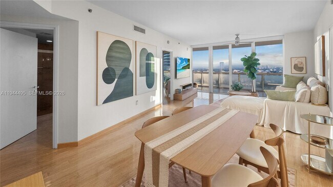 Foto del edificio - 450 Alton Rd