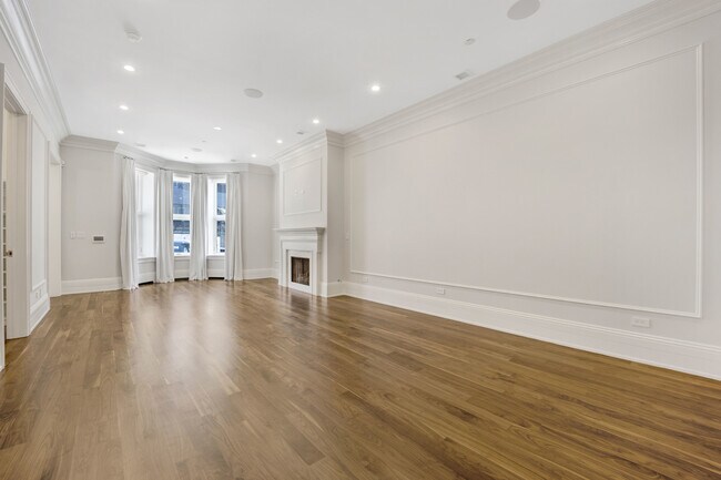 Foto del edificio - 105 W Chestnut St