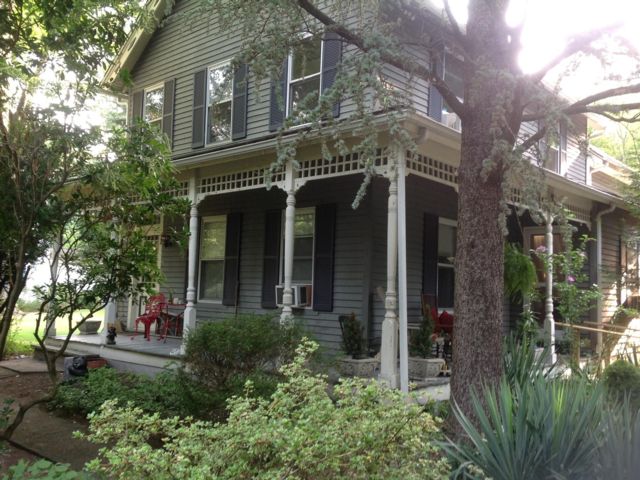 Foto principal - 227 S Greenbush Rd
