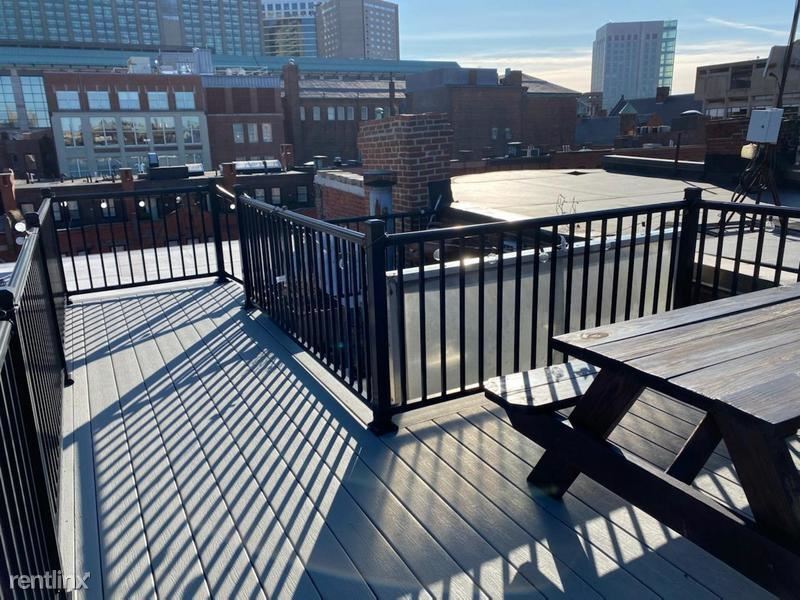 Primary Photo - 1 br, 1 bath Apartment - 285 Newbury St