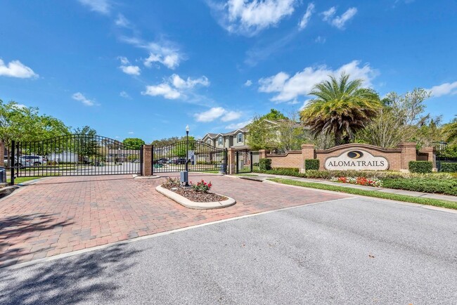 Building Photo - 7519 Aloma Pines Ct