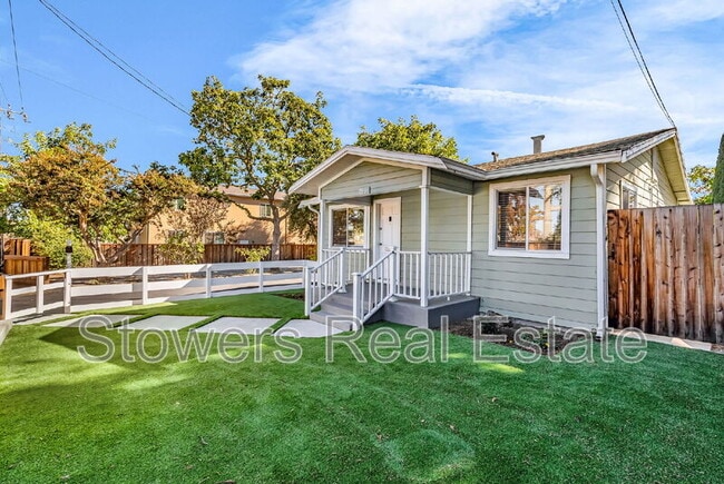 Photo - 2934 Pacheco Blvd House