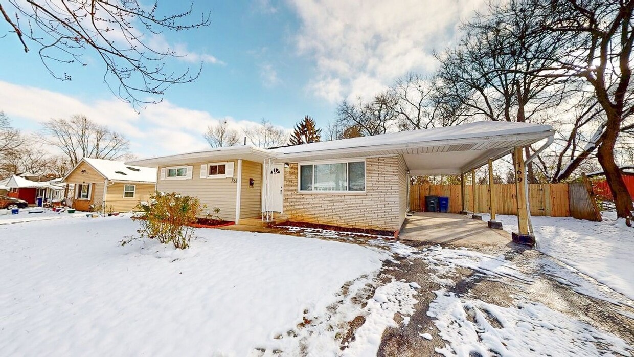 Foto principal - 769 Kettering Rd