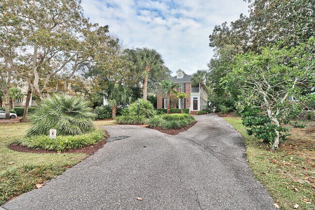 Building Photo - 5714 Porcher Dr