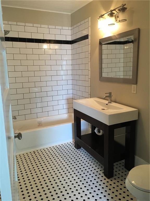 113 N Walton St Unit D, Darien, GA 31305 Condo for Rent in Darien, GA