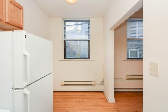Foto del edificio - 1034 W George St