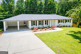 Building Photo - 2932 US-27