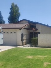 Building Photo - 5601 Arbor Ct