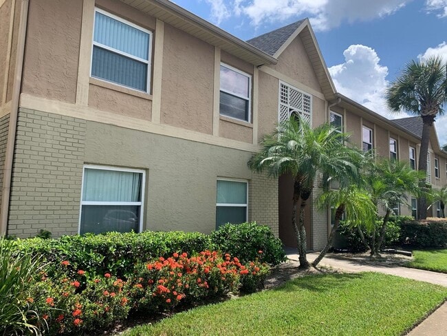 Building Photo - 9809 Turf Way