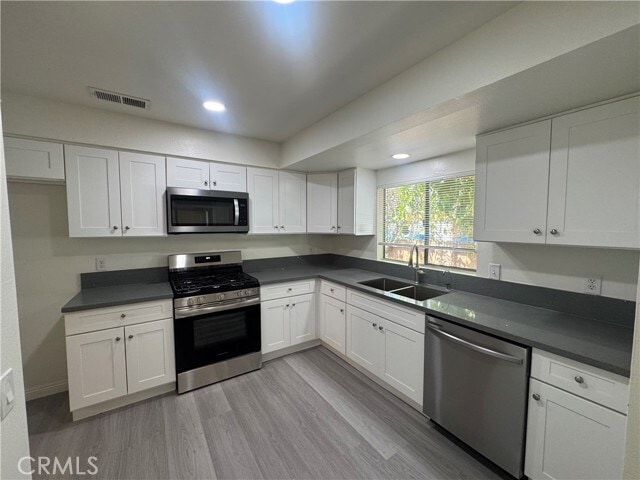 Building Photo - 18417 Santar St