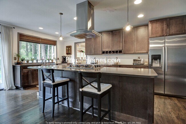 Foto del edificio - Charming Updated First Addition Cottage!