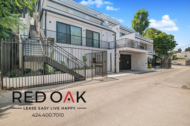 Building Photo - 3910 Kentucky Dr