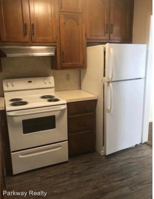 124 21st Ave NE, Center Point, AL 35215 Room for Rent in Center Point