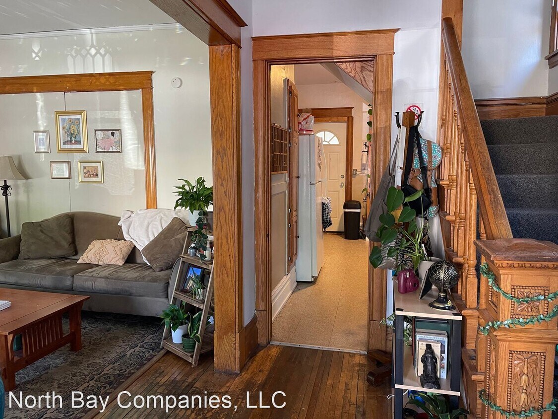 Foto principal - 3 br, 1.5 bath House - 1218 Como Ave SE