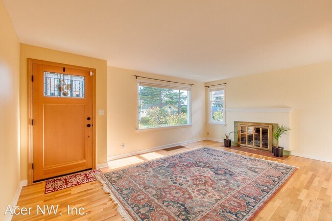 Foto del edificio - 2 br, 1 bath House - 7333 22nd Ave NW