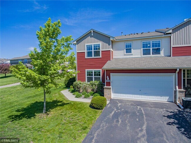 Foto del edificio - 1646 White Pine Way