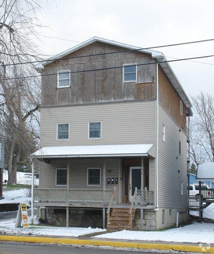 Primary Photo - 319 N Water St
