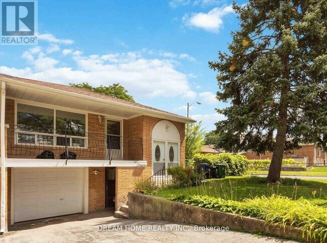 Building Photo - 49 Ladner Dr