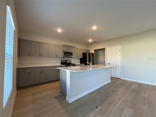 Building Photo - 14789 Summer Br Dr