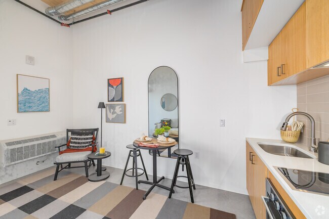 Estudio tipo loft - 304 pies cuadrados - Área de comedor - KIND South