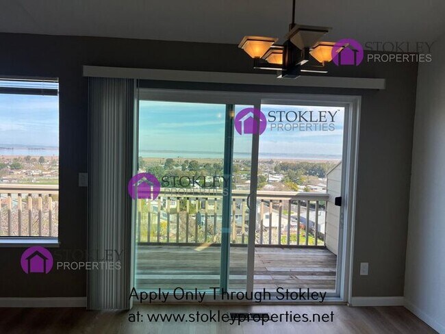 Foto del edificio - 523 Bustos Pl