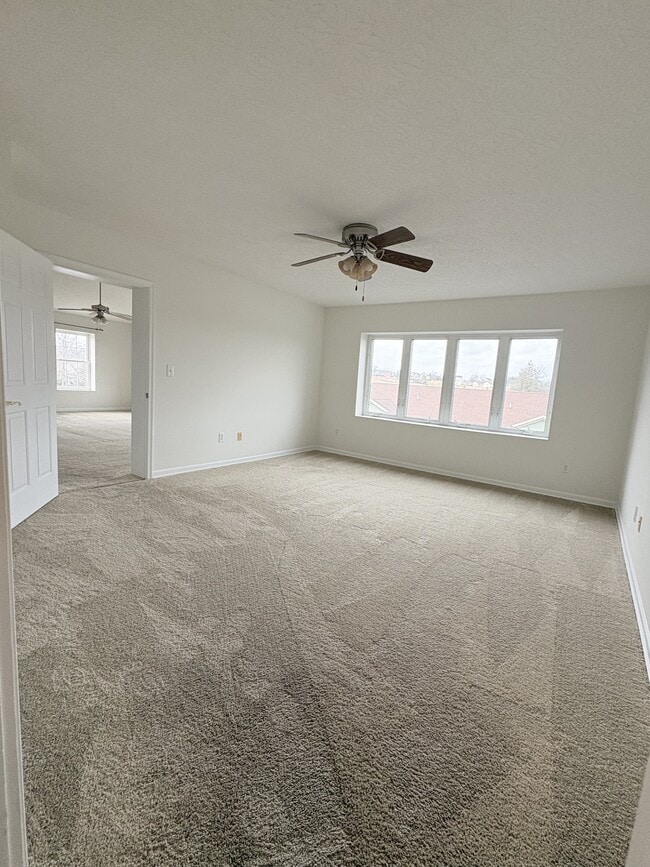 Building Photo - 24 Rosette Ln