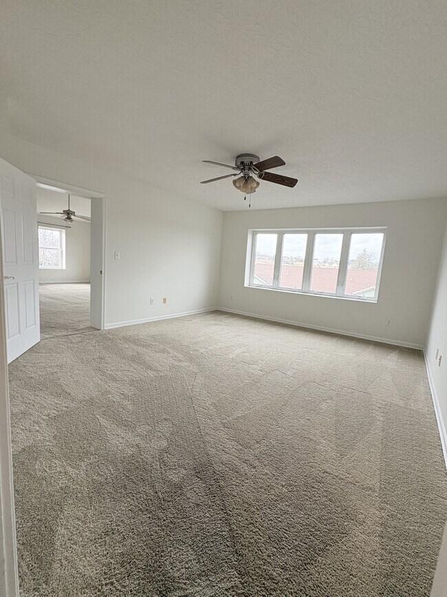 Foto del edificio - 24 Rosette Ln