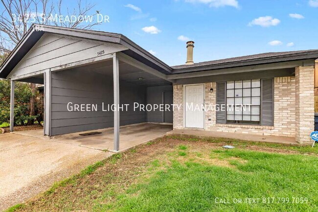 Foto del edificio - 3423 S Meadow Dr