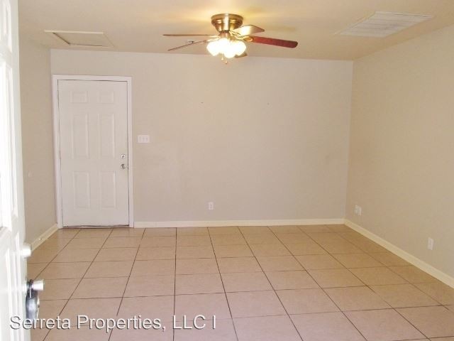 Foto del edificio - 513 Grand Point Dr