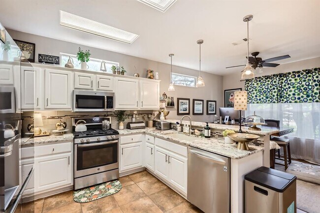 Foto del edificio - 104 Elderberry Cove