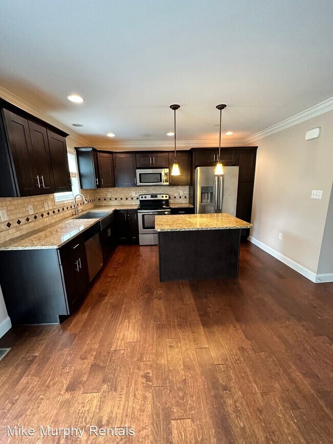 Foto del edificio - 3 br, 2.5 bath House - 2173 Versailles Drive