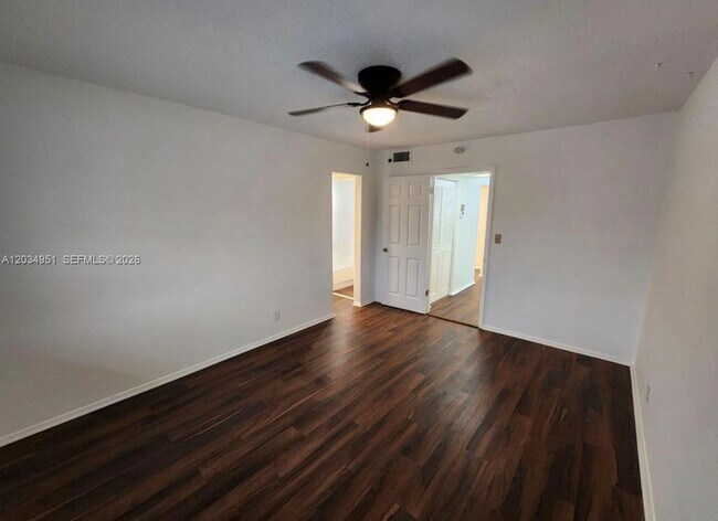 Building Photo - 3061 NW 47th Terrace