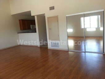 Foto principal - 6215 Kester Ave