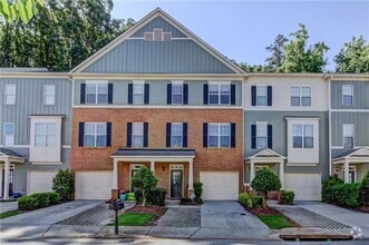 Building Photo - 1754 Oak Brook Ln NW