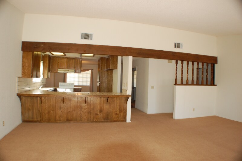 12935 Briarcliff Dr, Victorville, CA 92395 House Rental in