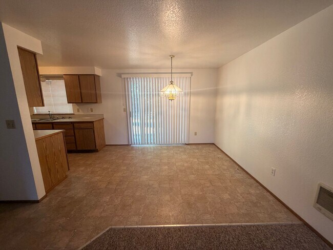 Foto del edificio - 4305 88th St NE