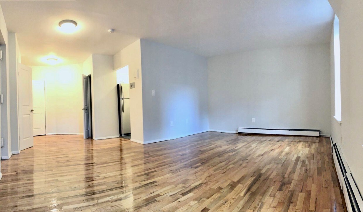 Primary Photo - 148 St Pauls Pl
