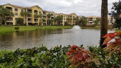 Foto del edificio - 300 Uno Lago Dr