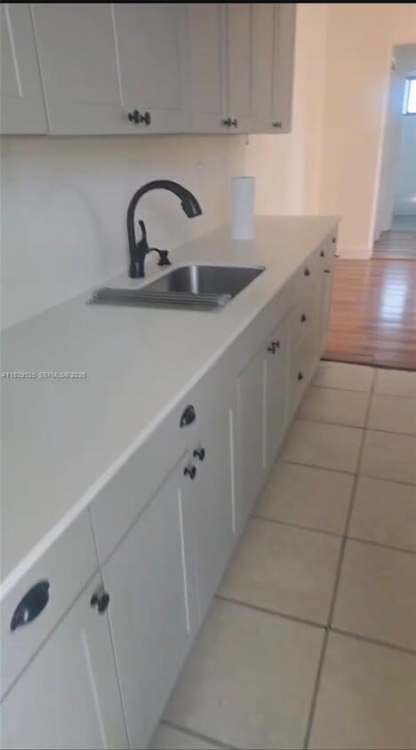 Foto del edificio - 2220 Calais Dr