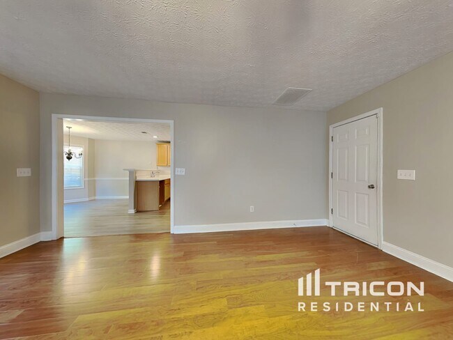 Foto del edificio - 2309 Swan Lake Ct