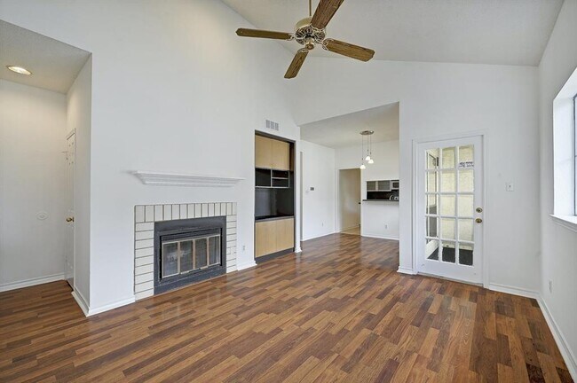 Foto del edificio - 3001 Cedar St