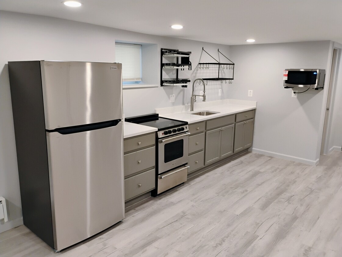 Foto principal - 3609 W Forest Park Ave