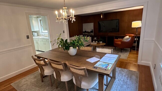 Foto del edificio - 159 Payson Rd