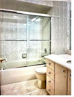 Foto principal - 1354 83rd St