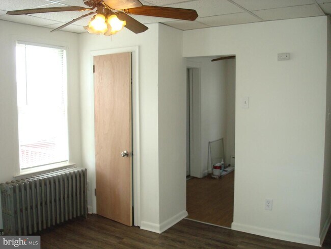 Building Photo - 449 Pusey Ave