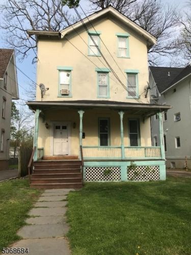 Primary Photo - 204-206 E 9th St