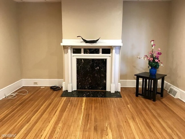 Building Photo - 3 br, 2 bath House - 86 Oakwood Ave