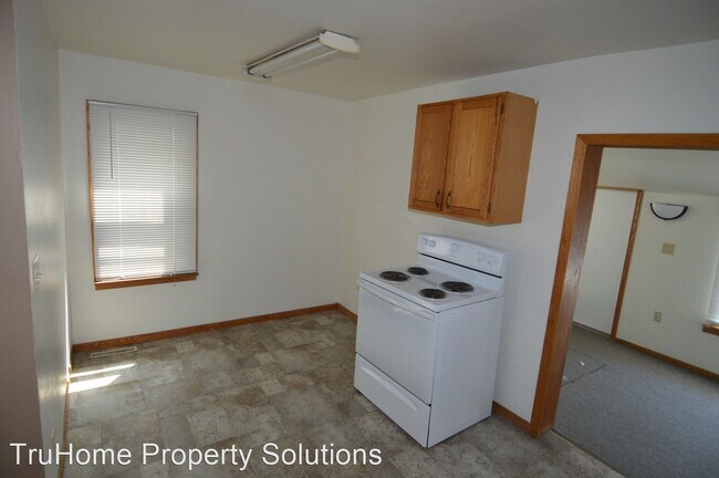 Building Photo - 2 br, 2 bath House - 905 N 4th St.