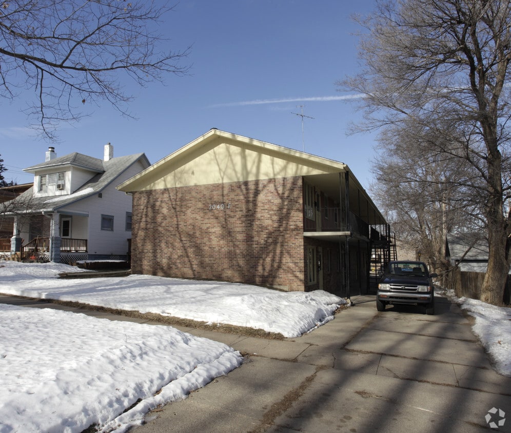 Primary Photo - 2040 F St